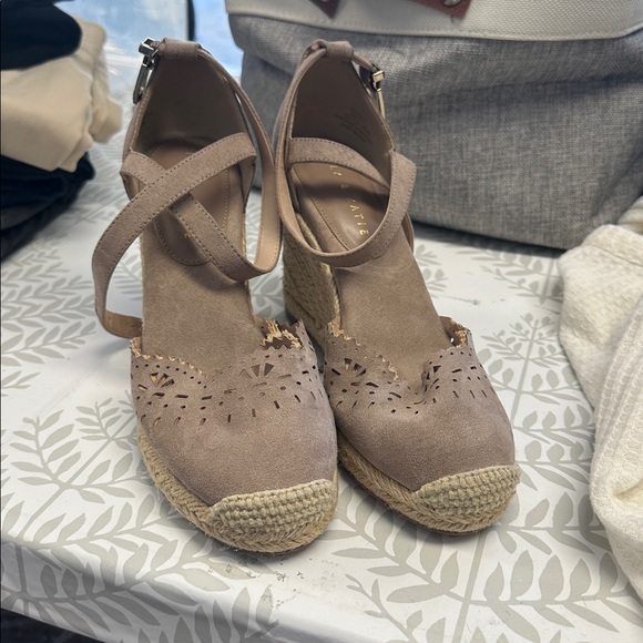 KELLY & KATIE WEDGE SANDALS - Picture 2 of 3